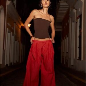 Free People Paige Pleated Pull On Trousers
Spring-Summer 2025, New w/ Tags